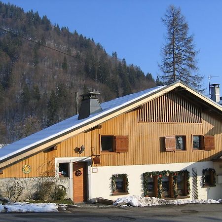 Gite Des Moulins Samoëns Dış mekan fotoğraf